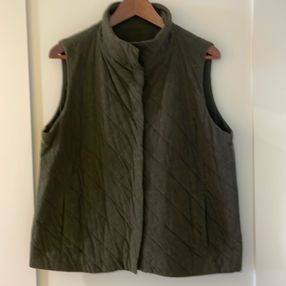Eileen Fisher Quilted Hunter Green Vest